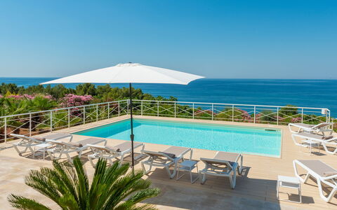 Tenuta Scialandre 10: Blå, Hav, Coastal Og Oceaniske Landskabsformer, Kyst, Udvej, Ocean, Udendørs Møbler, Strand, Kyst, Tropics