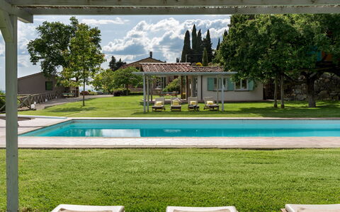 Torre Ginestre 12: Svømmepøl, Estate, Lawn, Hacienda, Udendørs Møbler, Skygge, Have, Stuehus, Udvej, Fritid