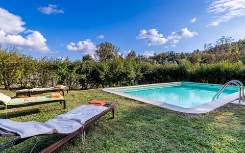 Cascina la Valle 10+2: Svømmepøl, Have, Udendørs Møbler, Eco Hotel, Udvej, Landscaping, Backyard, Thermae, Stuehus, Hacienda