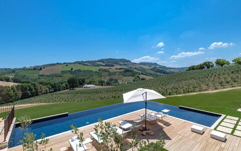 Dimora Montefiore 11: Svømmepøl, Estate, Fritid, Landscaping, Villa, Eco Hotel, Plantation, Stuehus