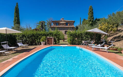 Poderino 6: Blå, Svømmepøl, Estate, Hacienda, Villa, Mansion, Stuehus, Eco Hotel, Udvej