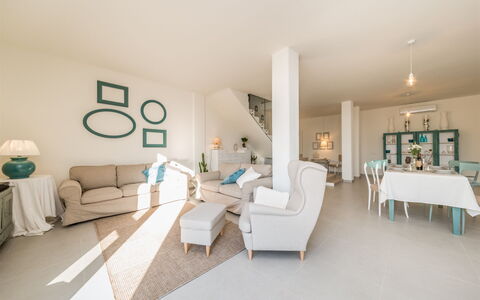 Casa di Eolo 8+2: Møbel, Indretning, Gulvbelægning, Etage, Couch, Loft, Stue, Værelse, Bord, Stol