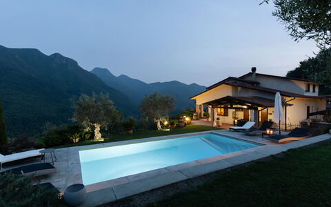 Villa Costanza 6: Svømmepøl, Udvej, Eco Hotel, Estate, Bjergkæde, Villa, Fritid, Skygge, Hacienda, Stuehus