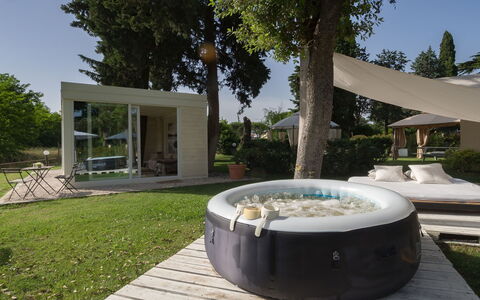 La Casa di Nanì 8: Udendørs Møbler, Have, Backyard, Fritid, Svømmepøl, Skygge, Landscaping, Badekar, Gård