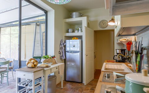 La Casa di Nanì 8: Møbel, Indretning, Køkken, Countertop, Loft, Køkken Apparat, Gulvbelægning, Belysning, Større Bandage, Lysarmatur