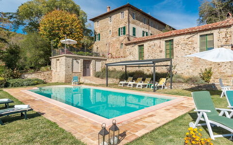 La Martinella 12: Svømmepøl, Estate, Udvej, Villa, Hacienda, Eco Hotel, Stuehus, Backyard, Mansion, Hotel
