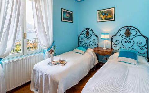 Villa la Dolce 8: Møbel, Indretning, Soveværelse, Seng, Etage, Træ, Gulvbelægning, Sengetøj, Sengetøj, Sengetøj