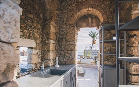 Torre Pirandello 6: Hav, Kyst, Ocean, Stenmur