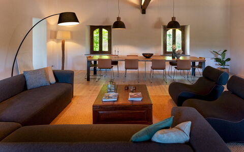 Villa Terre Normanne 10: Møbel, Indretning, Gulvbelægning, Væg, Etage, Couch, Loft, Træ, Stue, Værelse