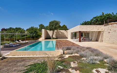 Villa Majoli 9: Estate, Design, Landscaping, Villa, Backyard, Svømmepøl, Udendørs Møbler