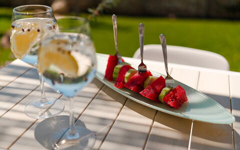 Villa Gialonia 8+2: Mad, Bordservice, Frugt, Ingrediens, Glasservice, Drinkware, Vinglas, Fremstille