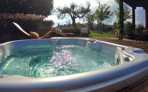 Casale Bella Vita 8+4: Sanitærarmatur, Badekar, Svømmepøl, Fritid, Jacuzzi, Kompositmateriale, Udvej, Water Feature, Eco Hotel