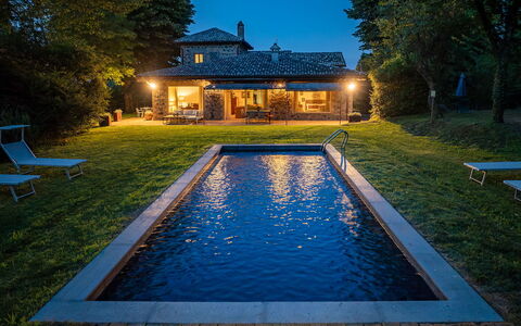 Casale dei Tigli 8: Blå, Svømmepøl, Vand, Water Feature, Estate, Afspejling, Udvej, Have, Reflekterende Pool, Backyard