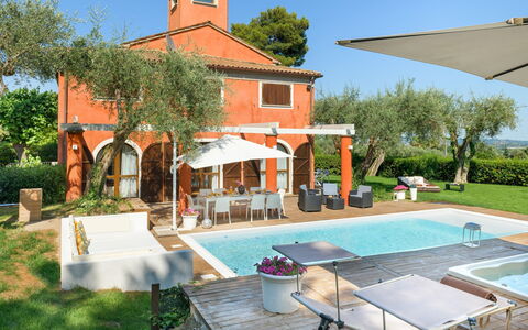 Villa Rossa 12: Svømmepøl, Estate, Udvej, Hacienda, Villa, Design, Stol, Ferieby, Eco Hotel, Paraply