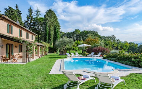 Villa Il Baiocco 8: Sommerhus, Hjem, Estate, Stuehus, Hill Station, Udvej, Have, Lawn, Eco Hotel, Villa
