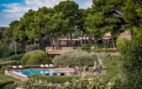 Villa Terra del Sole 8: Have, Udendørs Møbler, Landscaping, Udvej, Villa, Hæk, Hacienda, Eco Hotel, Gårdsplads, Stuehus