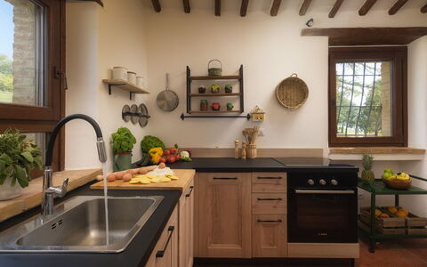 Casale Tavernelle 6: Møbel, Køkken, Træ, Indretning, Gulvbelægning, Countertop, Køkken Apparat, Cabinetry, Hjem, Værelse