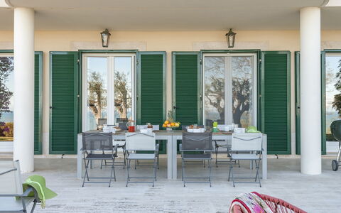 Villa Lucente 6+2: Møbel, Udendørs Møbler, Stol, Skygge, Udendørs Bord, Køkken & Spisebord, Gårdhave, Udendørs Struktur, Veranda, Design