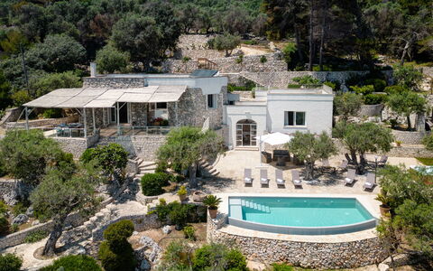 Villa Soleluna 7+1: Hjem, Udvej, Estate, Villa, Landscaping, Mansion, Eco Hotel, Svømmepøl, Hacienda, Udendørs Møbler