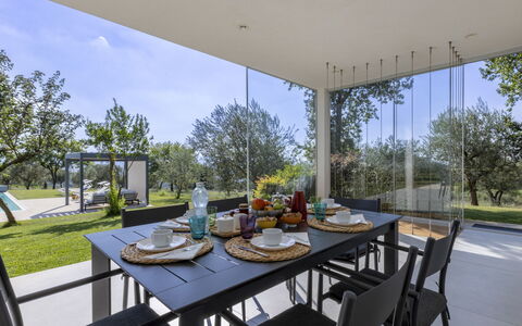Villa Petrillo 6: Møbel, Stol, Land Lot, Udendørs Møbler, Skygge, Køkken & Spisebord, Have, Eco Hotel, Landscaping, Gård
