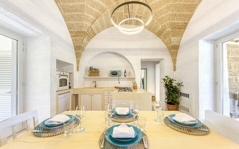 Il Nachiro 6: Indretning, Loft, Molding, Design, Vault, Lysarmatur, Flise, Gips, Hotel, Køkken