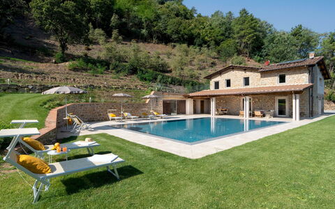 Villa Carlotta 8: Svømmepøl, Hus, Estate, Sommerhus, Udvej, Eco Hotel, Stuehus, Villa, Hacienda, Thermae