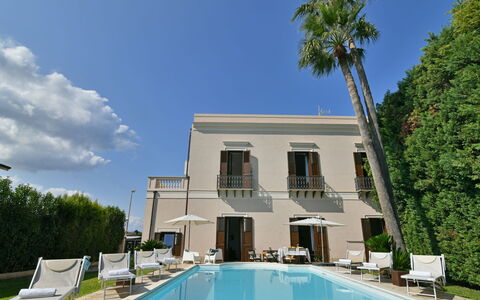 Villa Afrodite 8: Svømmepøl, Hotel, Udvej, Estate, Hacienda, Villa, Mansion, Eco Hotel, Altan