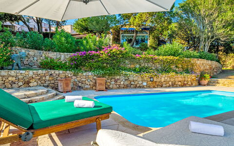Villa Stella 6: Blå, Svømmepøl, Udvej, Udendørs Møbler, Paraply, Fritid, Eco Hotel, Liggestol, Have, Landscaping