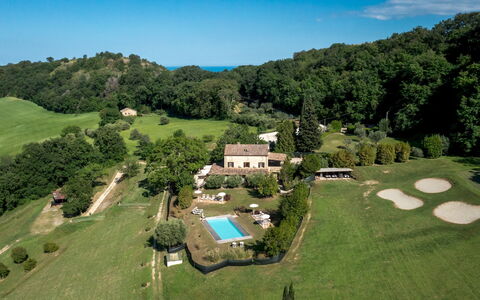 I Lauri 12: Svømmepøl, Estate, Udvej, Hacienda, Plantation, Eco Hotel, Stuehus, Villa, Farm, Mad