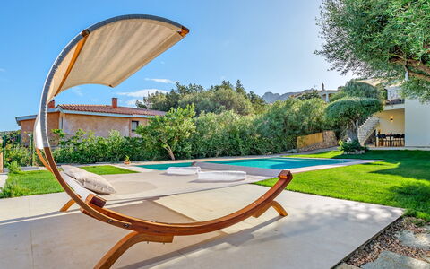 Villa la Marina 5+1: Skygge, Fritid, Udendørs Møbler, Have, Eco Hotel, Lawn, Landscaping, Hacienda, Villa, Udvej