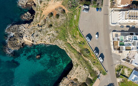 Villa Ristola 6: Krop Af Vand, Kyst, Rots, Coastal Og Oceaniske Landskabsformer, Terræn, Hav, Cove, Headland, Kyst, Ocean