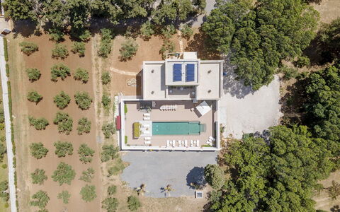 Villa Maria Paradiso 10: Svømmepøl, Boligområde, Luftfotografering, Estate, Fugleperspektiv, Udvej, Landscaping, Design, Villa, Mansion