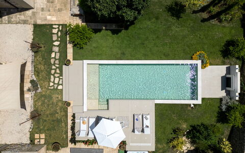 Masseria Muto 6: Svømmepøl, Kompositmateriale, Udvej, Have, Water Feature, Landscaping, Backyard, Flise, Fritid, Skygge