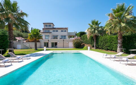 Villa Bianca 10: Svømmepøl, Udvej, Boligområde, Estate, Mansion, Villa, Hacienda, Eco Hotel, Thermae