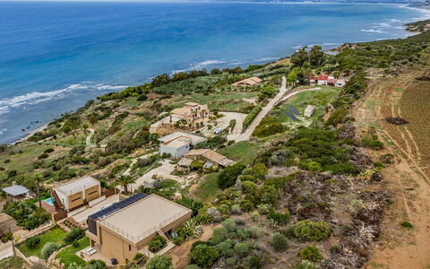 Villa Mulberry 10: Kyst, Krop Af Vand, Coastal Og Oceaniske Landskabsformer, Fugleperspektiv, Hav, Landskab, Naturlige Landskab, Luftfotografering, Boligområde