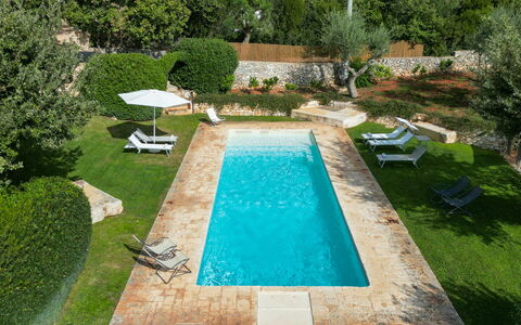 Trullo Luna 6+1: Svømmepøl, Blå, Udvej, Kompositmateriale, Have, Backyard, Skygge, Udendørs Møbler, Landscaping, Water Feature