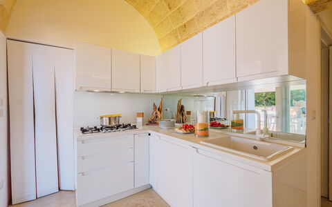 Kyvos 10: Køkken, Indretning, Køkken Apparat, Gulvbelægning, Countertop, Træ, Større Bandage, Etage, Loft, Cabinetry