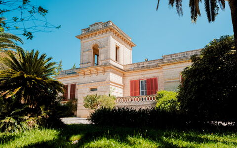Villa dei Glicini 8+2: Busk, Have, Hacienda, Estate, Mansion, Landscaping, Lawn, Gård, Villa