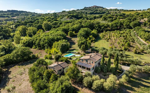 Casale delle Farfalle 12: Landskab, Landdistrikt, Land Lot, Estate, Sommerhus, Stuehus, Eng, Plantation, Mansion, Villa