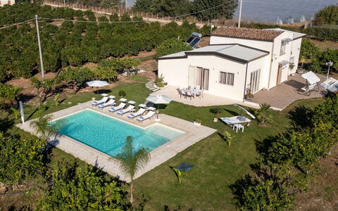 Profumo di Zagara 6+2: Svømmepøl, Boligområde, Hus, Udvej, Menneskelig Bosættelse, Estate, Hacienda, Villa, Thermae, Landscaping