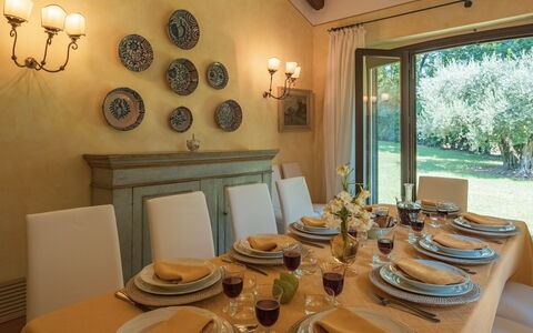 Dolce Collina 10: Møbel, Bordservice, Indretning, Bord, Køkken & Spisebord, Serveware, Spisestue, Belysning, Stol, Værelse
