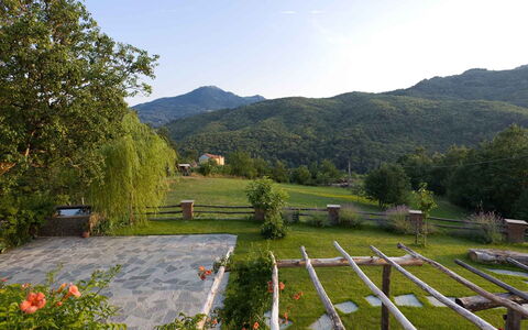 Villa Arbeio 8+6: Bjergrige Landskabsformer, Bjerg, Bakke, Naturlige Landskab, Highland, Landskab, Bjergkæde, Hill Station, Landdistrikt, Dal