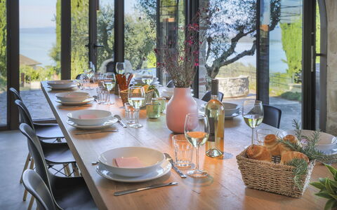 Casa dei Fiamminghi 10+2: Møbel, Bordservice, Bord, Spisestue, Stol, Køkken & Spisebord, Glasservice, Indretning, Belysning, Serveware