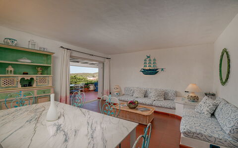 Villa Pitrizzina 8: Møbel, Stol, Stue, Stueplante, Hotel, Udvej, Køkken & Spisebord, Kaffebord