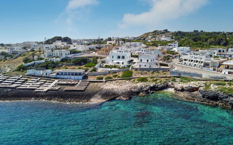 Villa Aristula 11: Blå, Vand, Krop Af Vand, Kyst, Coastal Og Oceaniske Landskabsformer, Hav, Horisont, Vandvej, Kyst, Landskab
