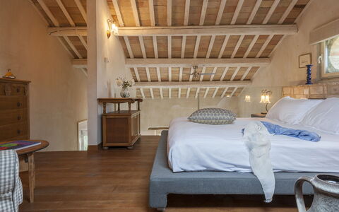 Casa Sant'Elia 7+3: Møbel, Seng, Indretning, Soveværelse, Etage, Gulvbelægning, Væg, Sengetøj, Træ, Sengetøj