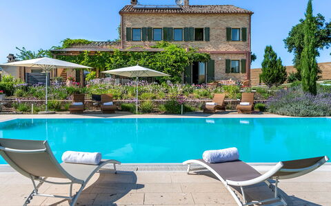 Casa Sant'Elia 7+3: Svømmepøl, Udvej, Udendørs Møbler, Paraply, Liggestol, Estate, Eco Hotel, Fritid, Thermae, Villa