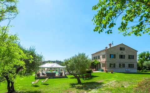 Casa Sant'Elia 7+3: Have, Estate, Fritid, Lawn, Landscaping, Stuehus, Parkere, Plantation, Mansion, Villa