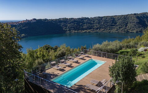 Villa Giulia 8: Svømmepøl