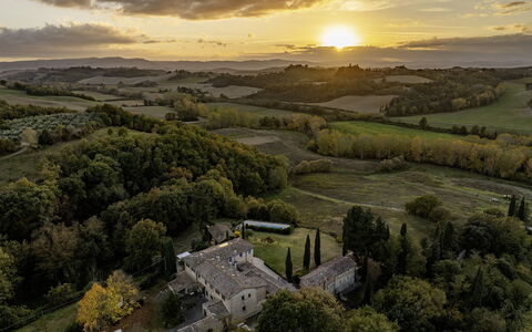 Podere Vernine di Sotto 14: Natur, Landskab, Almindeligt, Landdistrikt, Land Lot, Fugleperspektiv, Estate, Landsby, Luftfotografering, Mark